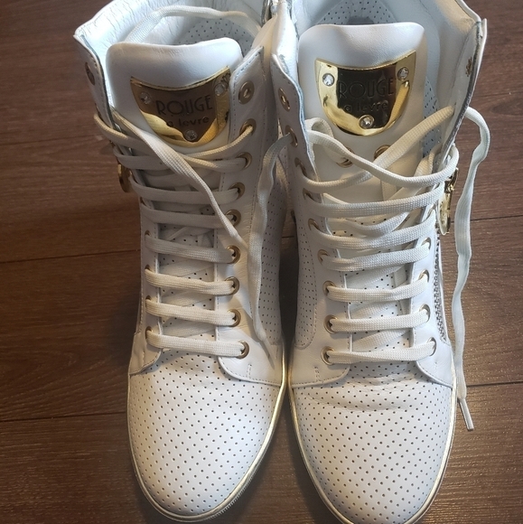 Rouge À Lèvre Trend Leather Wedge Bootie - Picture 1 of 14